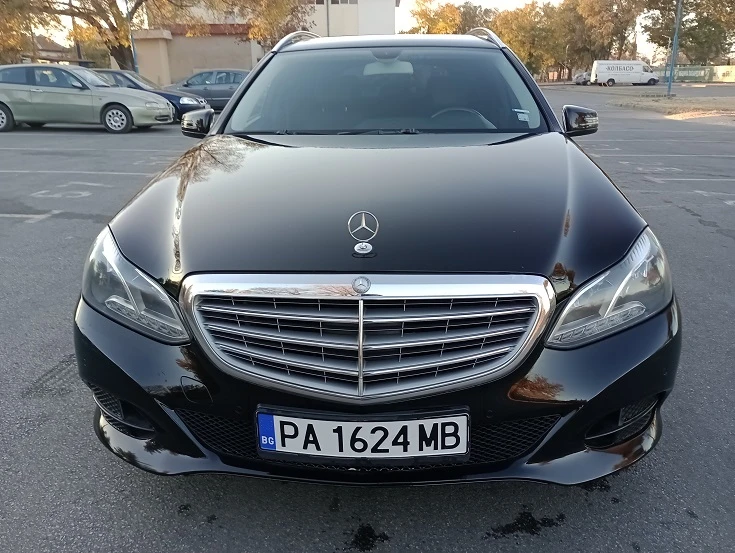 Mercedes-Benz E 200 АВАНГАРД , снимка 1 - Автомобили и джипове - 46900519