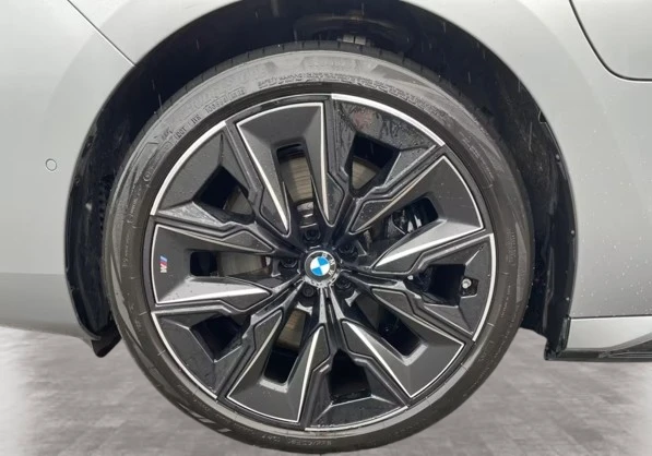 BMW 760 e M xDrive = Shadow Line = Гаранция, снимка 3 - Автомобили и джипове - 54339417