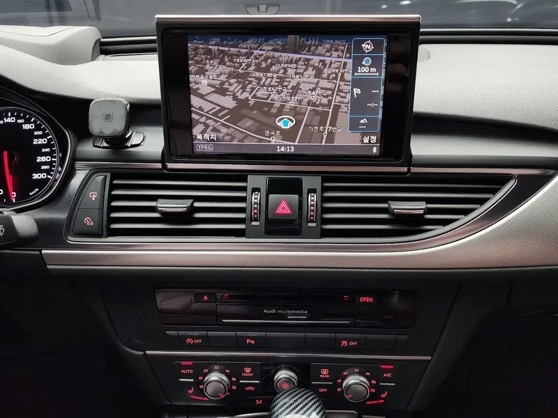 Audi A6 2.0 TDI Quattro, снимка 14 - Автомобили и джипове - 54561223