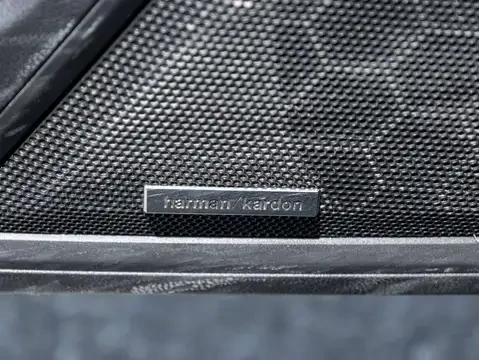 Subaru Outback XT* Distronic* Harman Kardon, снимка 12 - Автомобили и джипове - 55726436