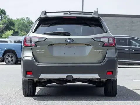 Subaru Outback XT* Distronic* Harman Kardon, снимка 3 - Автомобили и джипове - 55726436