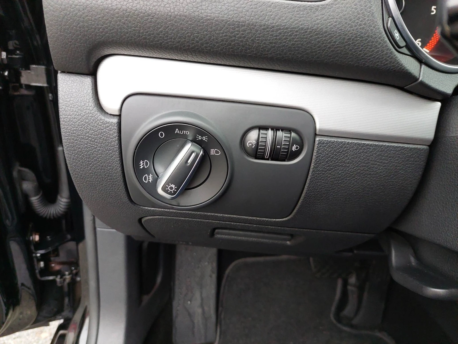 VW Golf 6 2, 0TDI AUTOMATIC | Mobile.bg   14