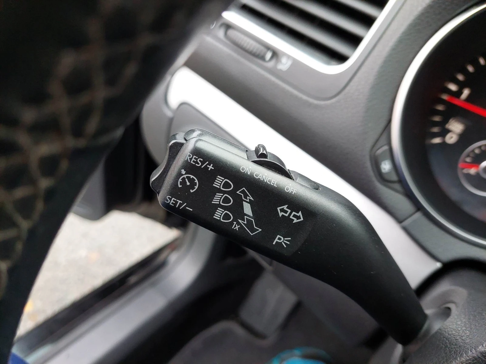 VW Golf 6 2, 0TDI AUTOMATIC | Mobile.bg   13