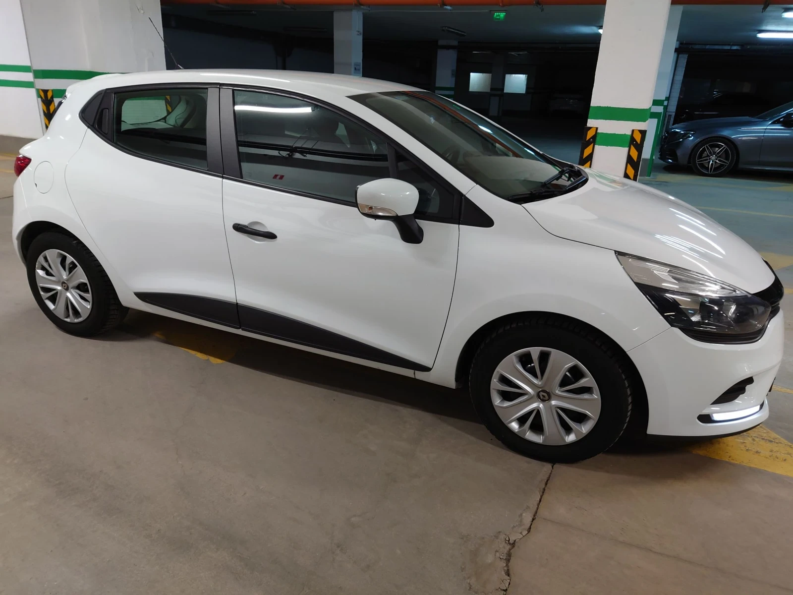 Renault Clio 1.2i /16v/Led//HSA assist/cruise control//BLt//N1 - изображение 4