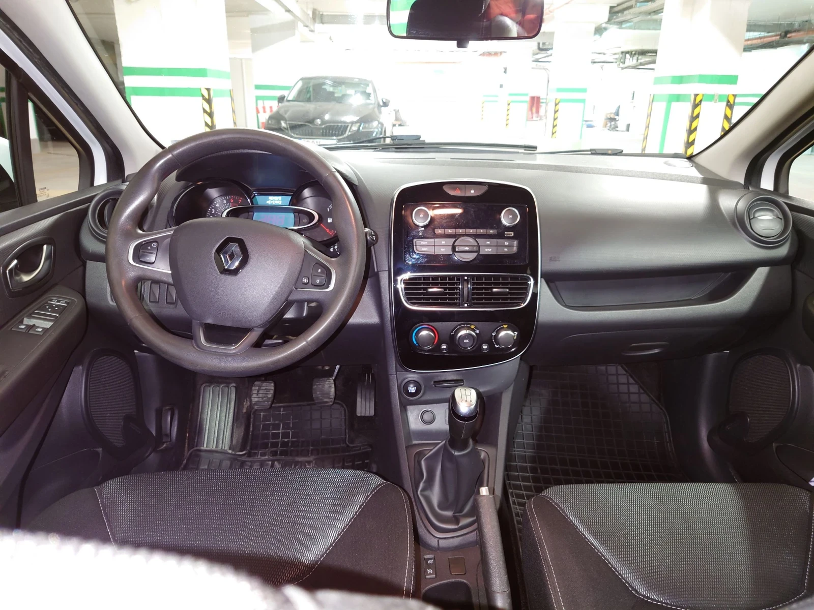 Renault Clio 1.2i /16v/Led//HSA assist/cruise control//BLt//N1 - изображение 10