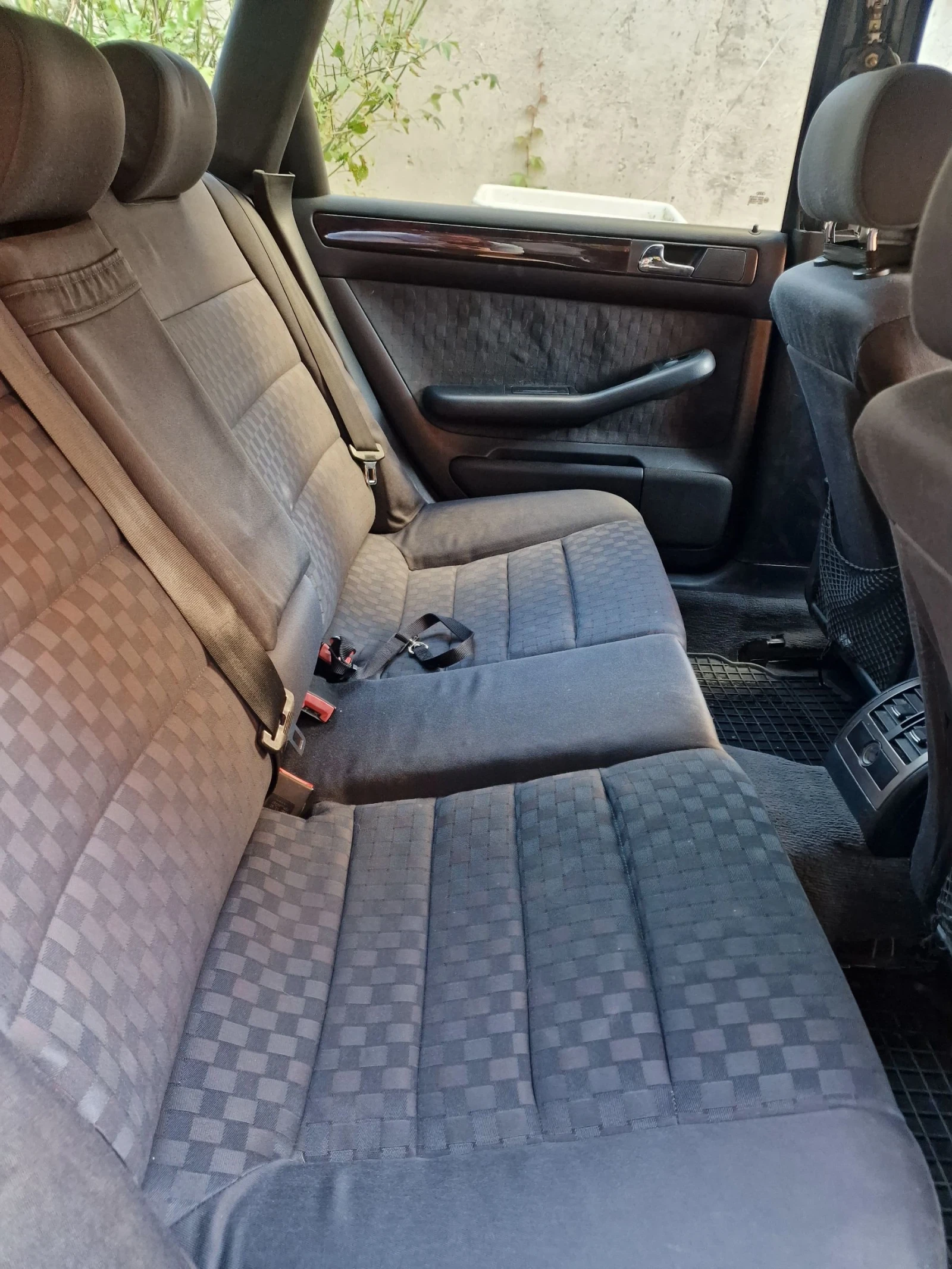 Audi A6 1.8Т quattro - изображение 5