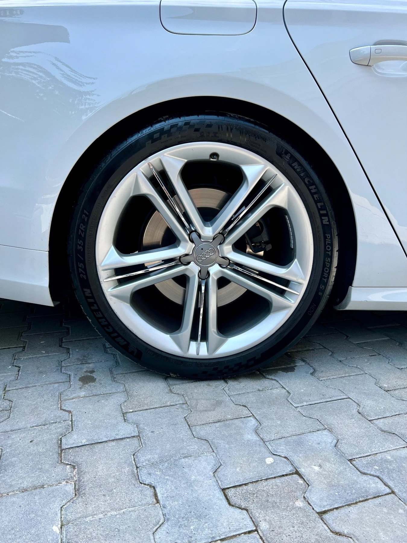 Audi S8   | Mobile.bg   6