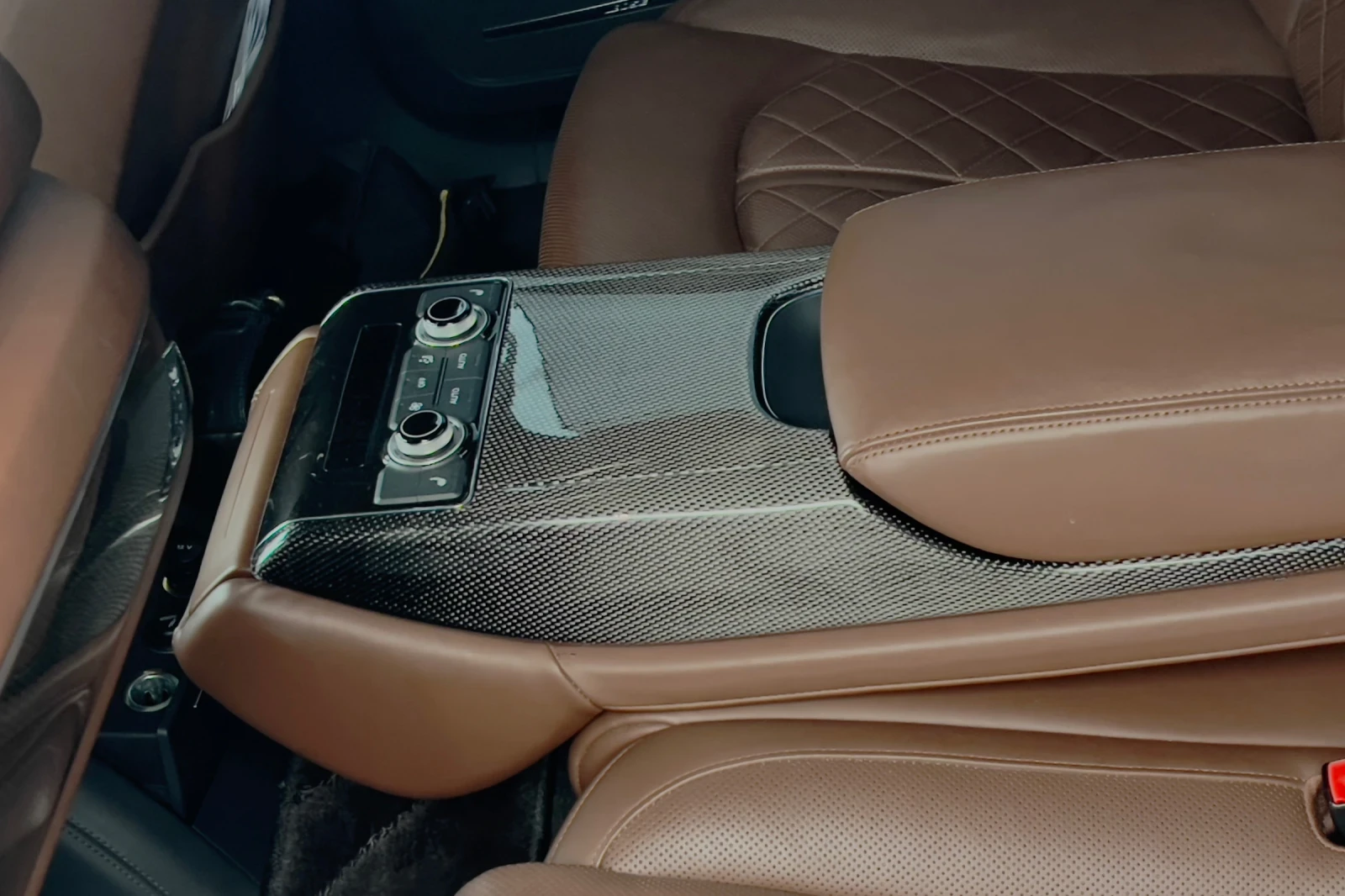 Audi S8   | Mobile.bg   10