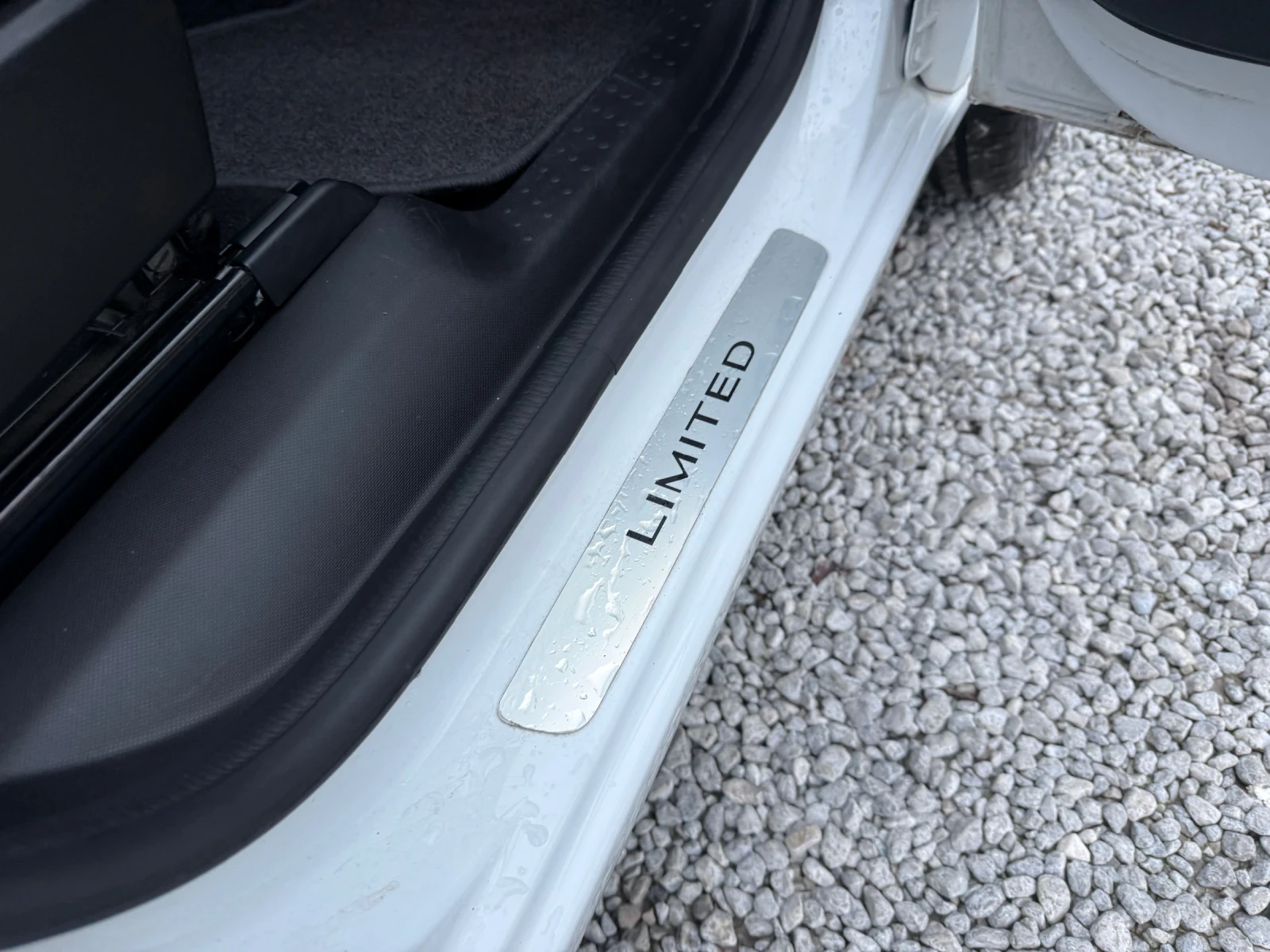 Renault Twingo 0.9 LIMITED 39 000 km  | Mobile.bg � ����������� 12