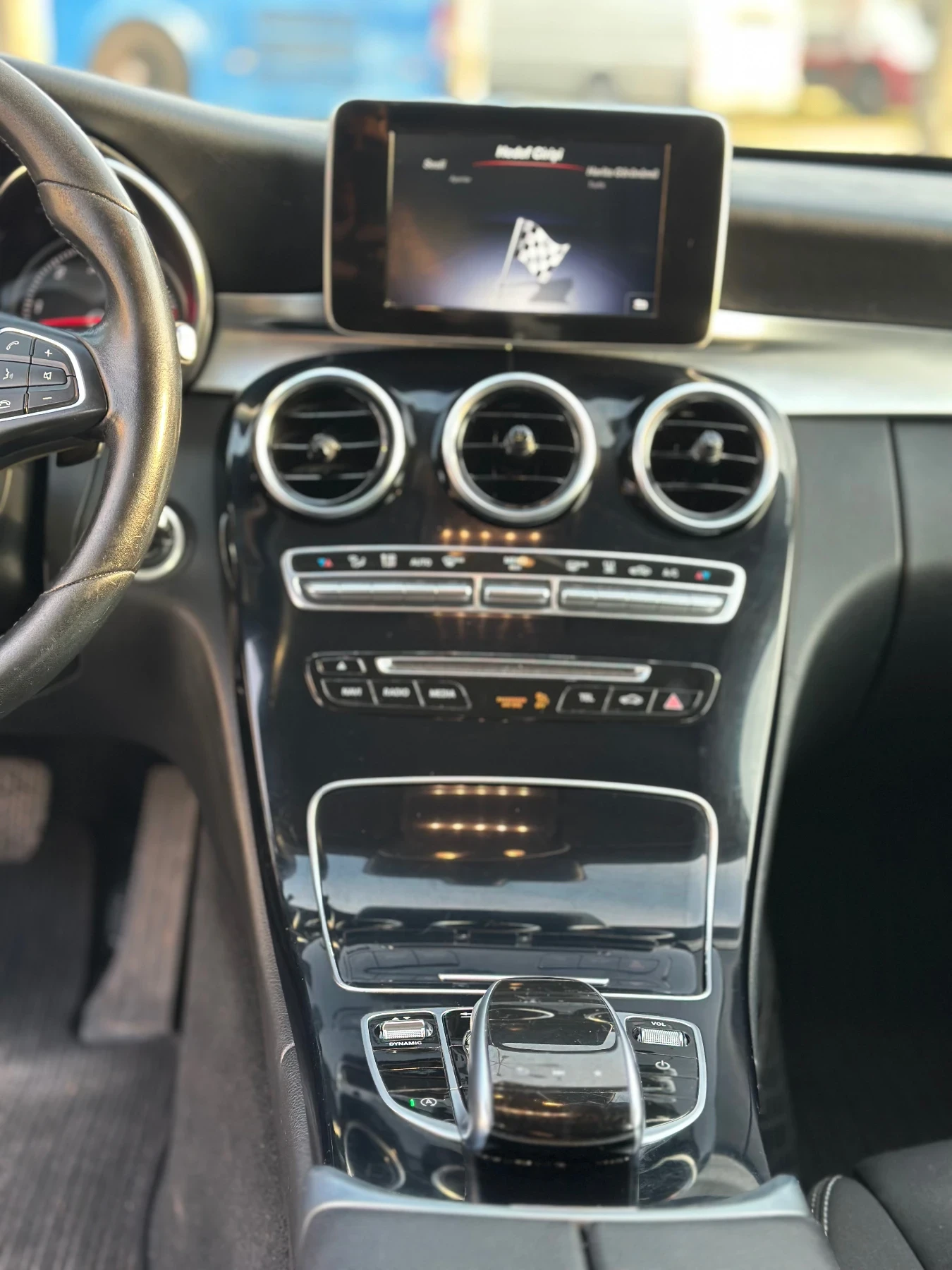 Mercedes-Benz C 220 CDI/ DISTRONIC /TOP/ НОВ ВНОС!, снимка 12 - Автомобили и джипове - 53023734