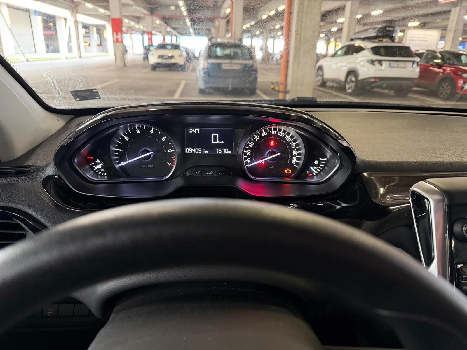 Peugeot 208  - изображение 5