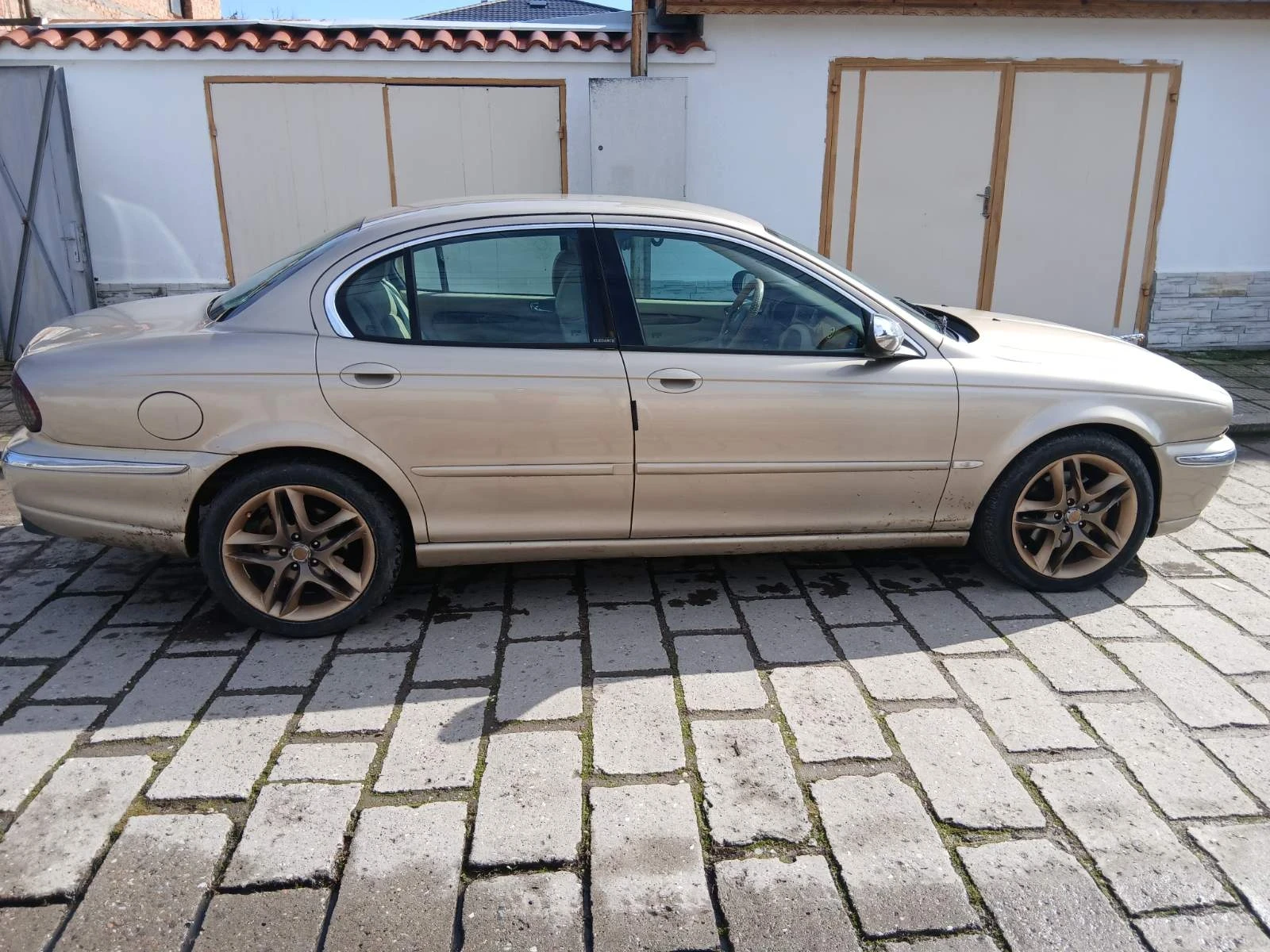 Jaguar X-type  - изображение 4