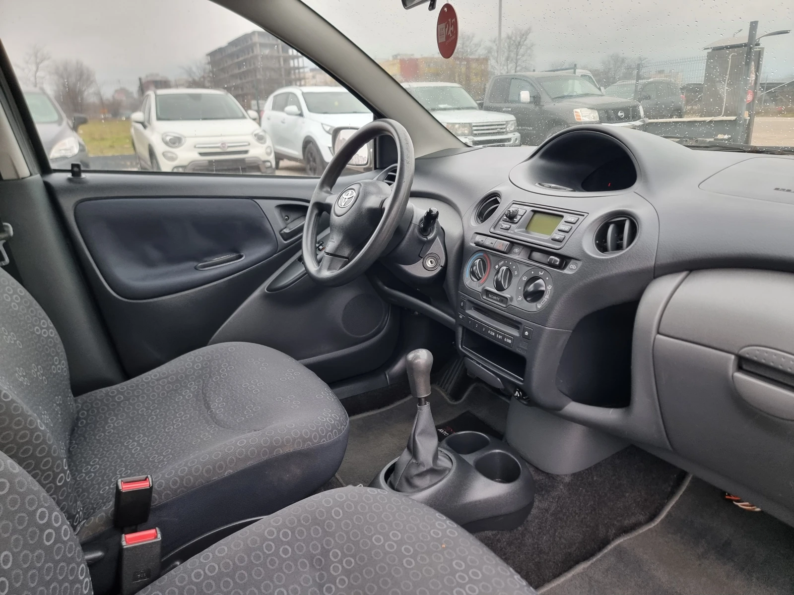 Toyota Yaris 1.3VVT-I | Mobile.bg � ����������� 16