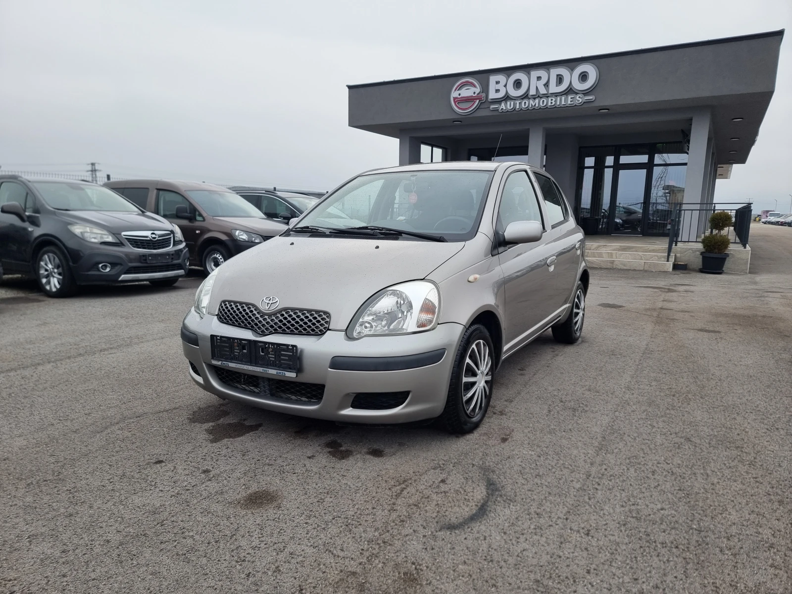Toyota Yaris 1.3VVT-I | Mobile.bg � ����������� 2