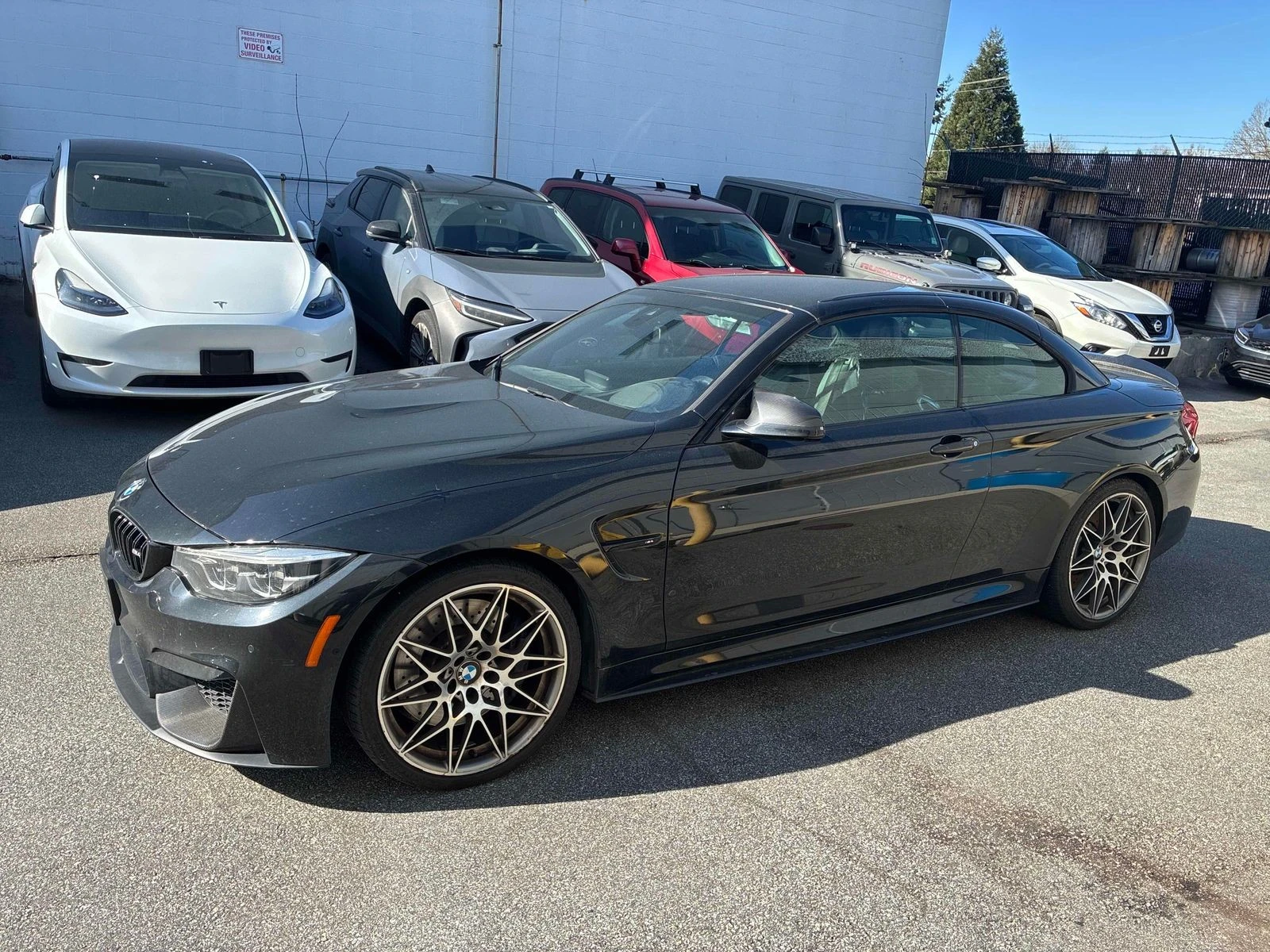 BMW M4 С РЕГИСТРАЦИЯ & АВТО КРЕДИТ, снимка 3 - Автомобили и джипове - 53734436