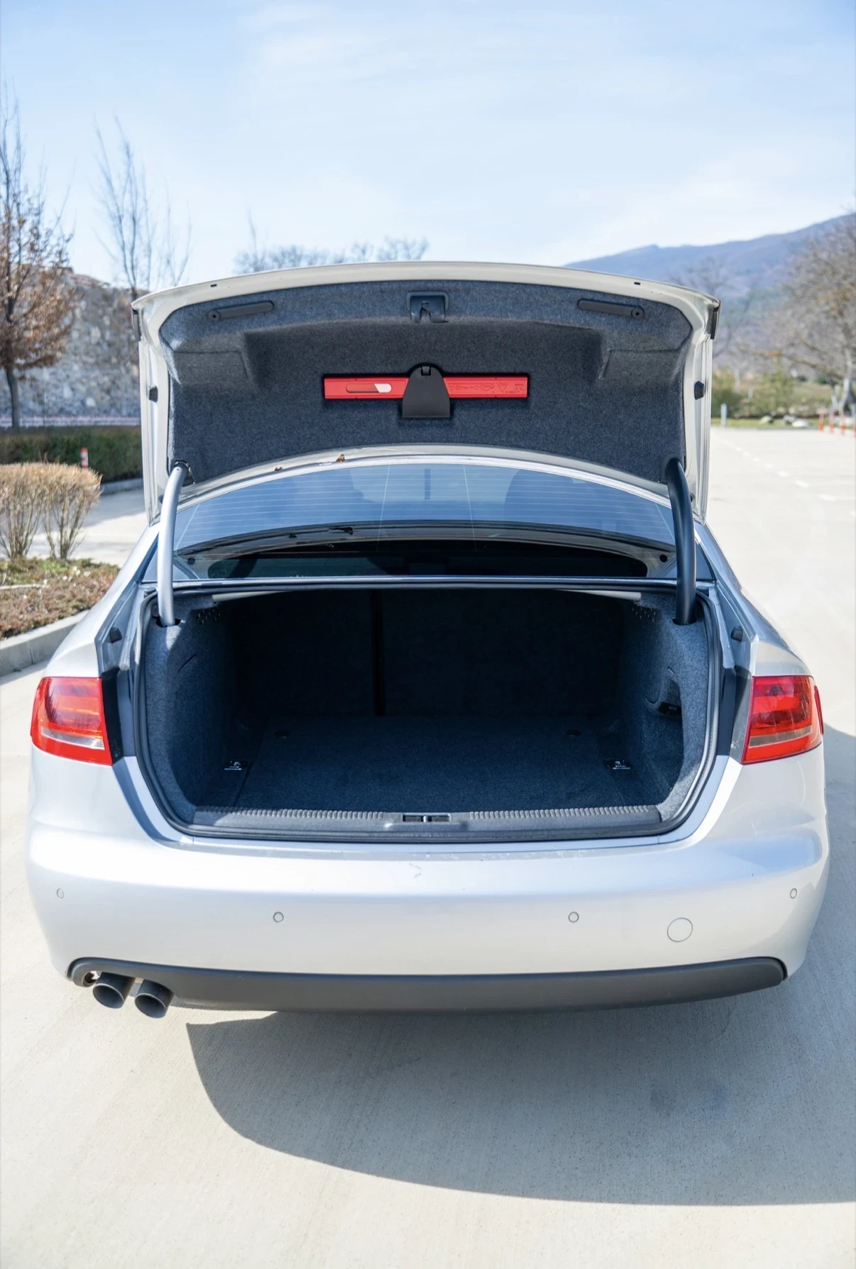 Audi A4, снимка 8 - Автомобили и джипове - 53830447