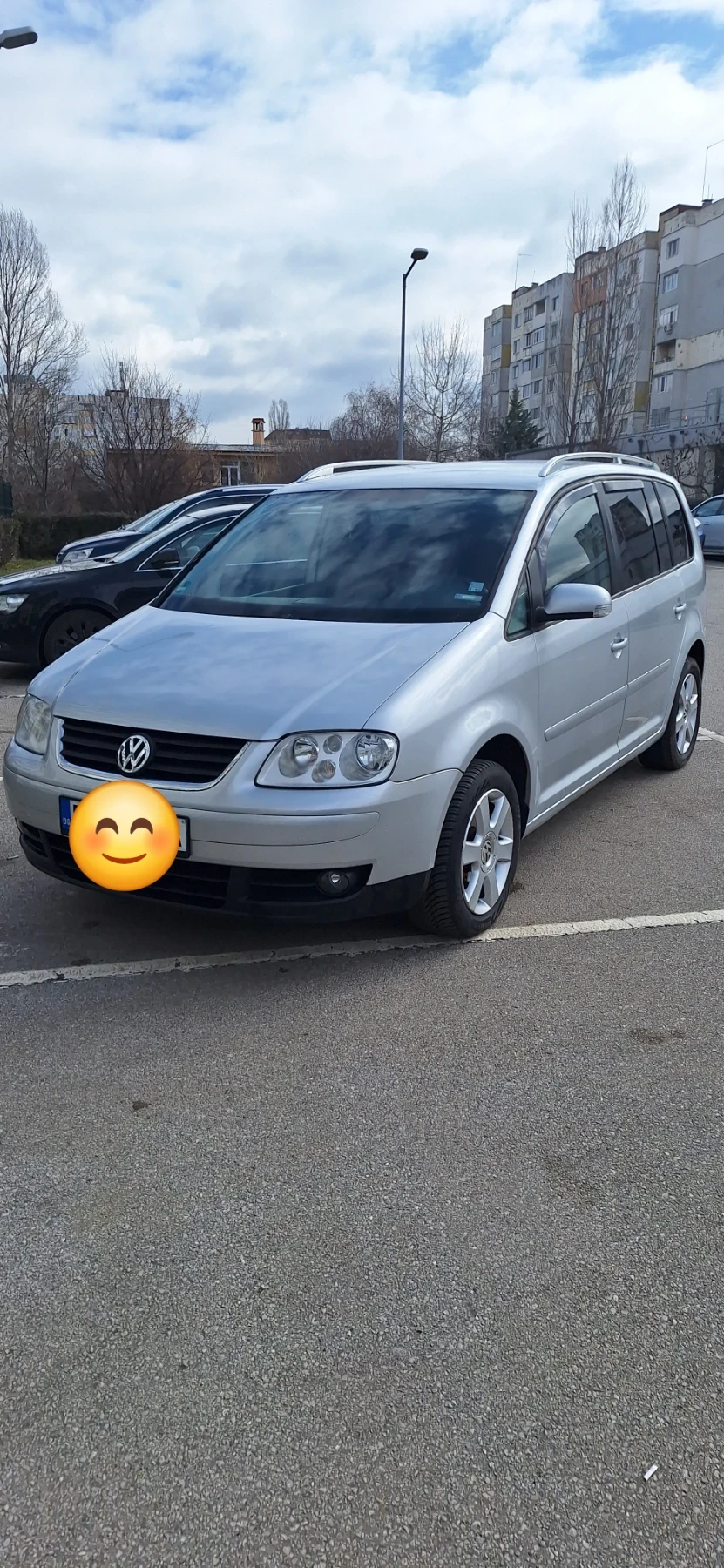 VW Touran, снимка 2 - Автомобили и джипове - 53850636