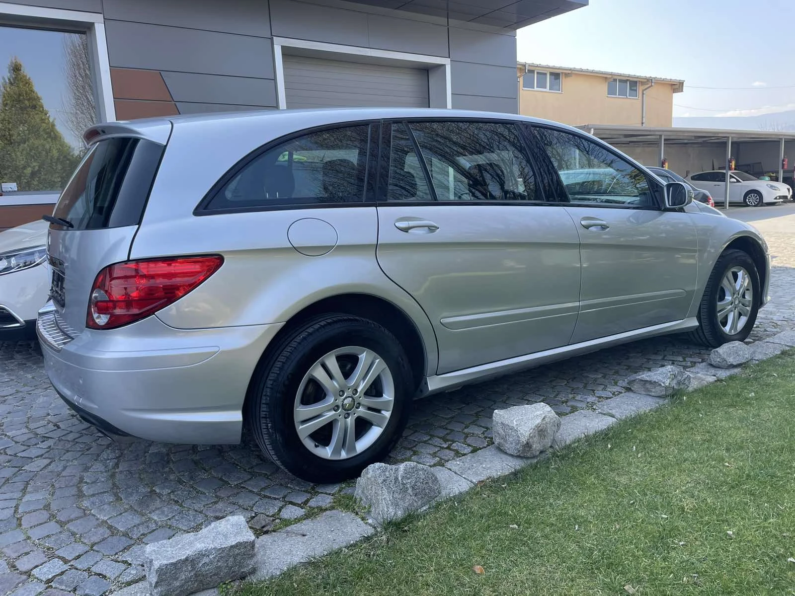 Mercedes-Benz R 300 CDI, AMG ����� | Mobile.bg � ����������� 3