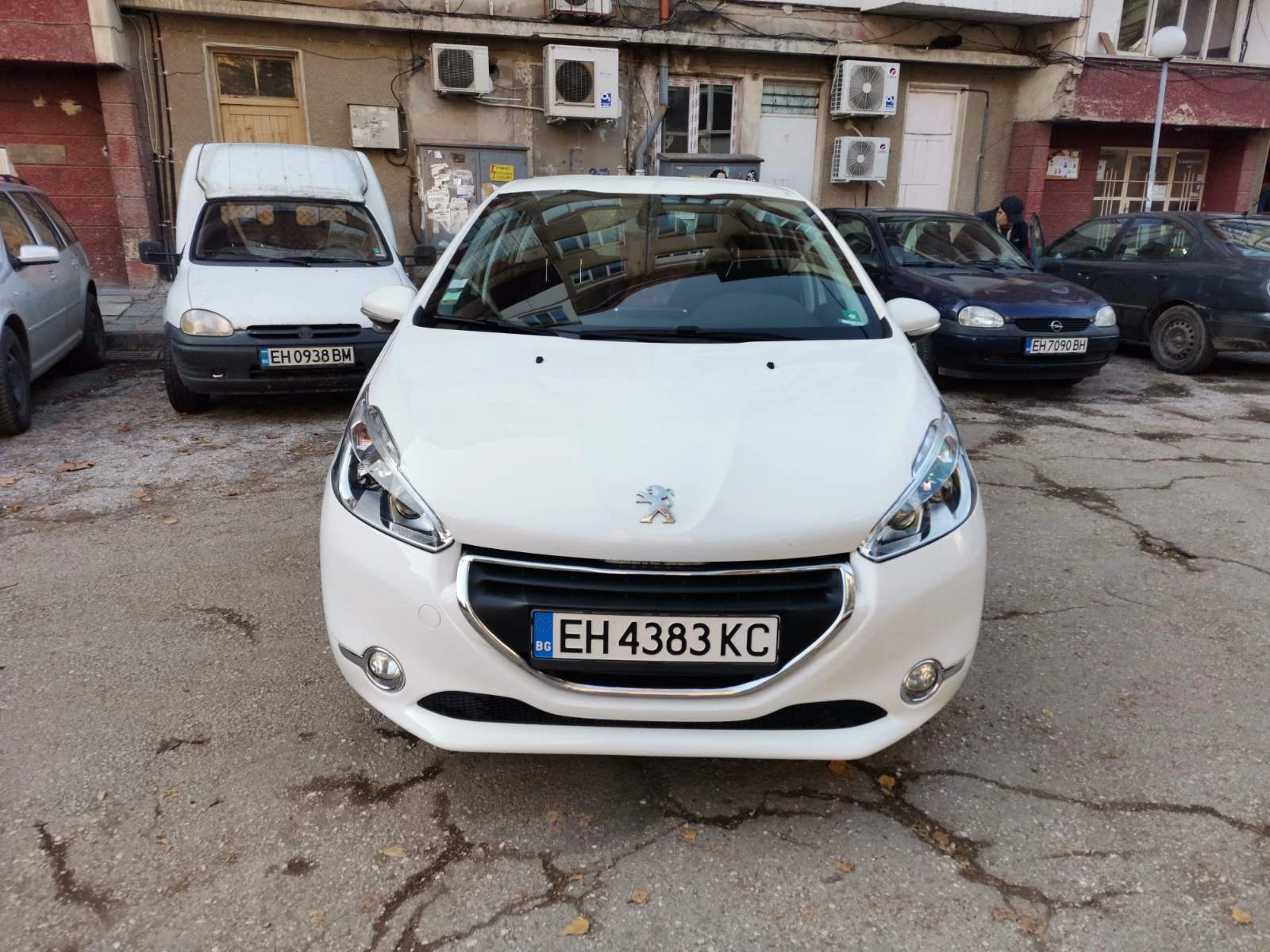 Peugeot 208 1.6 HDI 92 | Mobile.bg � ����������� 3