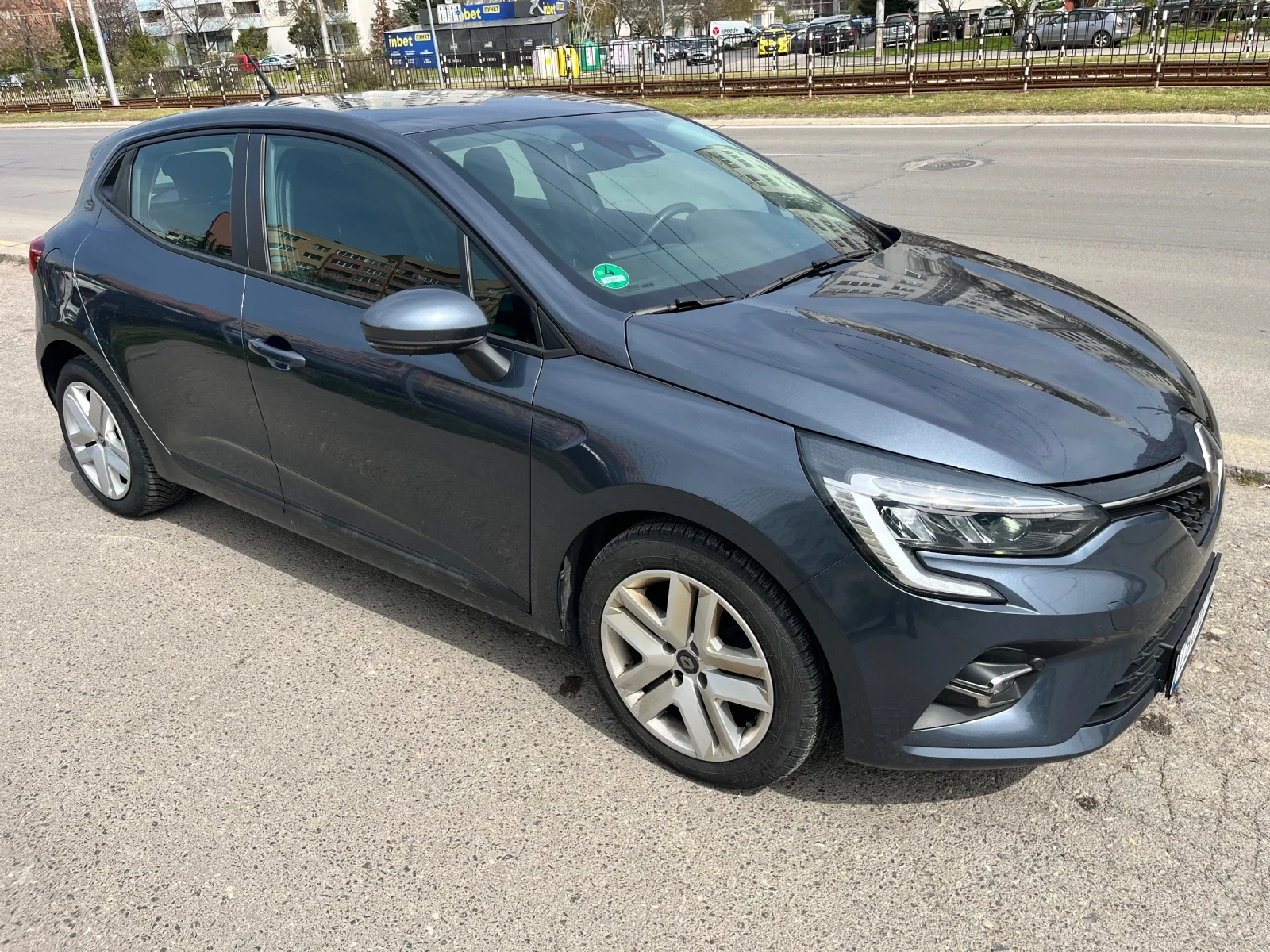 Renault Clio, снимка 3 - Автомобили и джипове - 54181085