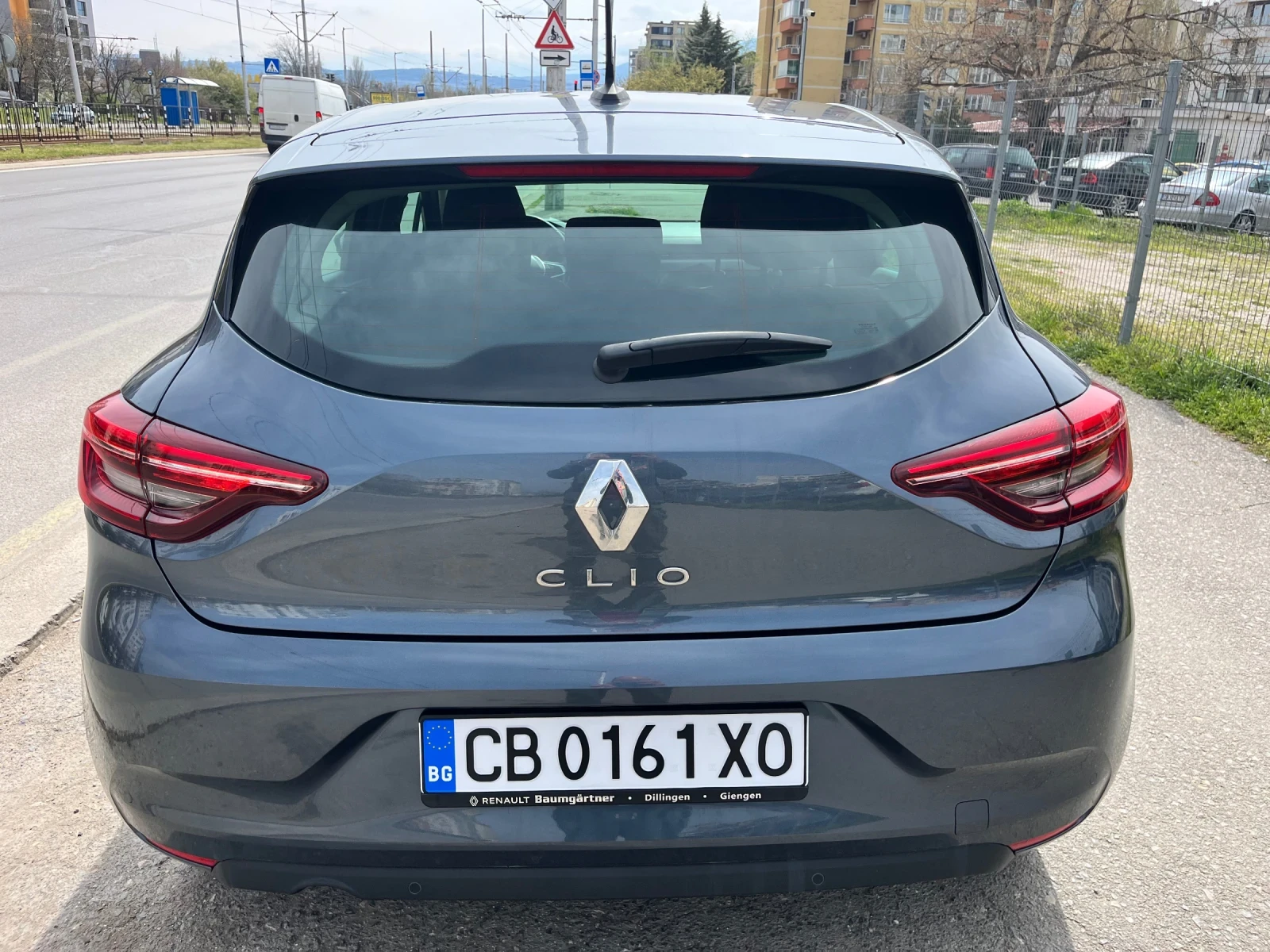 Renault Clio, снимка 4 - Автомобили и джипове - 54181085