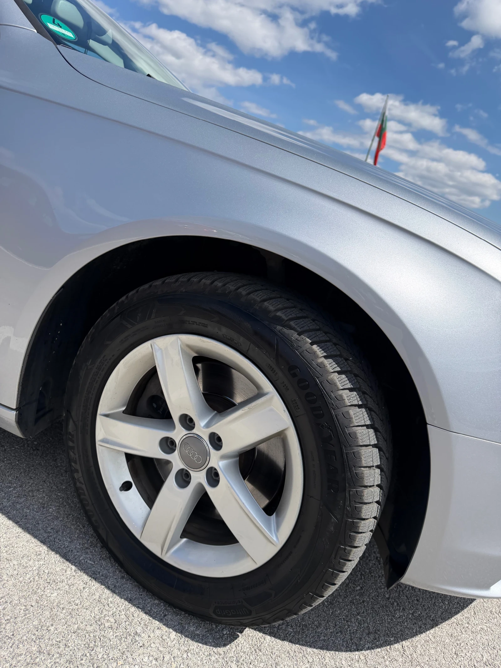 Audi A4, снимка 3 - Автомобили и джипове - 54367701