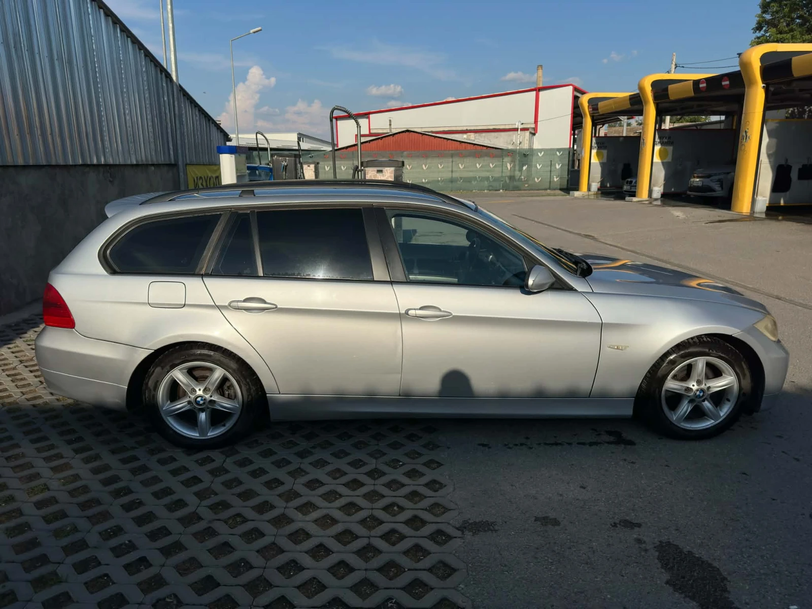 BMW 320 320D, снимка 3 - Автомобили и джипове - 55304638