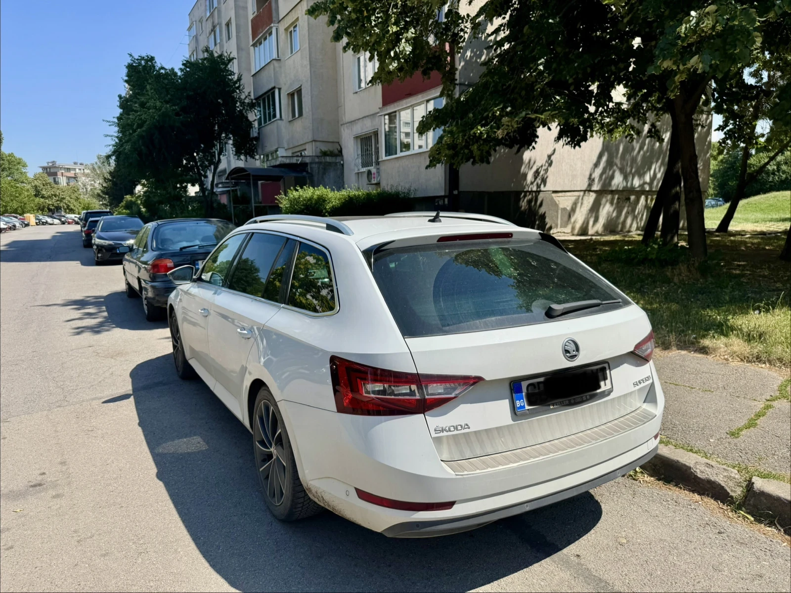 Skoda Superb L&K, снимка 3 - Автомобили и джипове - 55357286