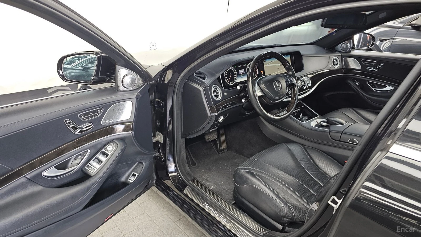 Mercedes-Benz S 350 BlueTEC* 360* КОЖА* ОБДУХВ* НАВИ* ПАНО, снимка 8 - Автомобили и джипове - 55584141