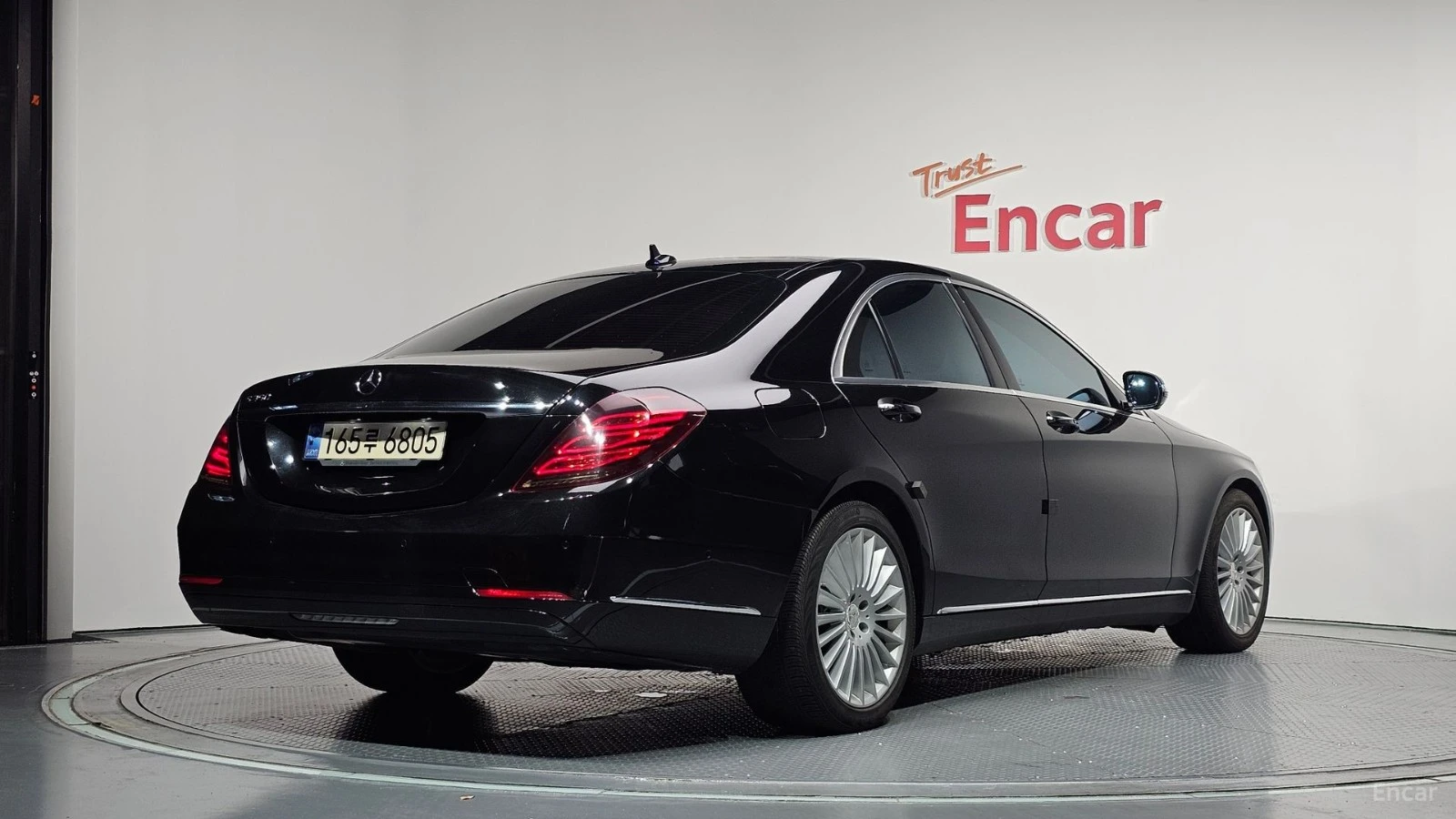 Mercedes-Benz S 350 BlueTEC* 360* КОЖА* ОБДУХВ* НАВИ* ПАНО, снимка 2 - Автомобили и джипове - 55584141