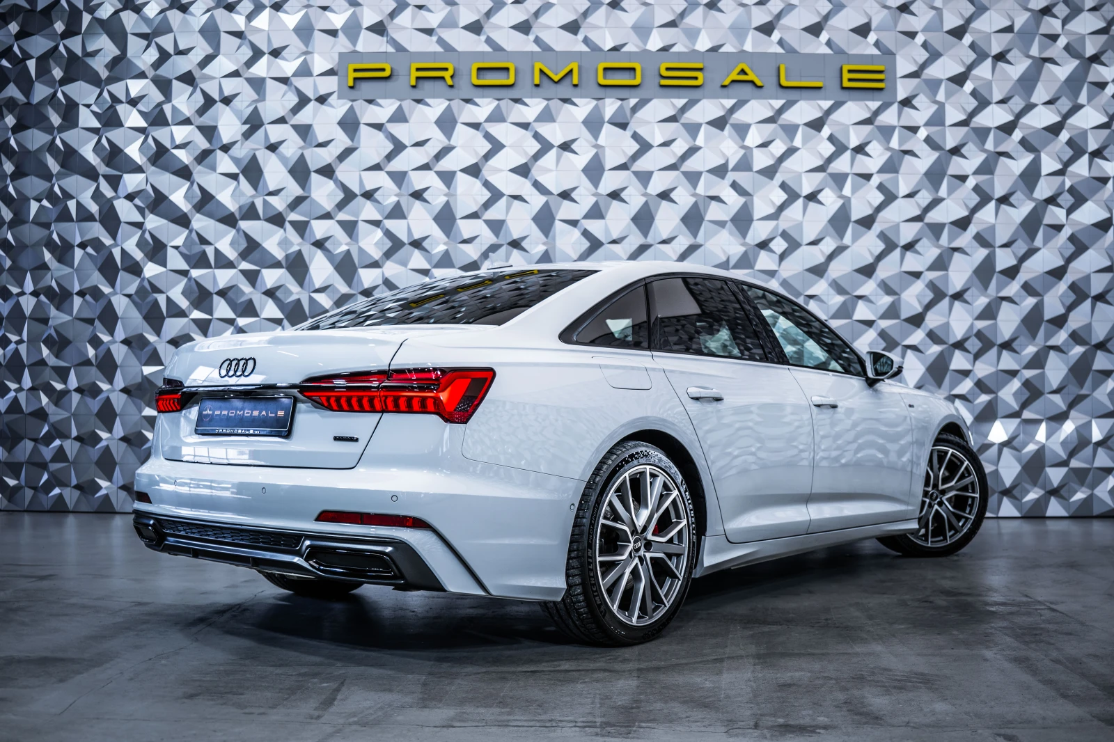 Audi A6 55 quattro PHEV* Pano* B&O, снимка 4 - Автомобили и джипове - 55725688