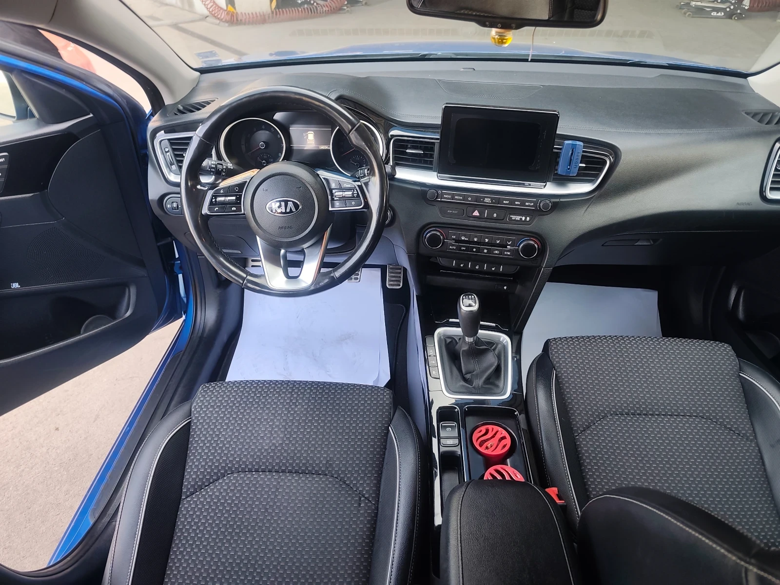 Kia Ceed 1.4 T-GTI GT LINE Фулл екстри, снимка 6 - Автомобили и джипове - 55767972