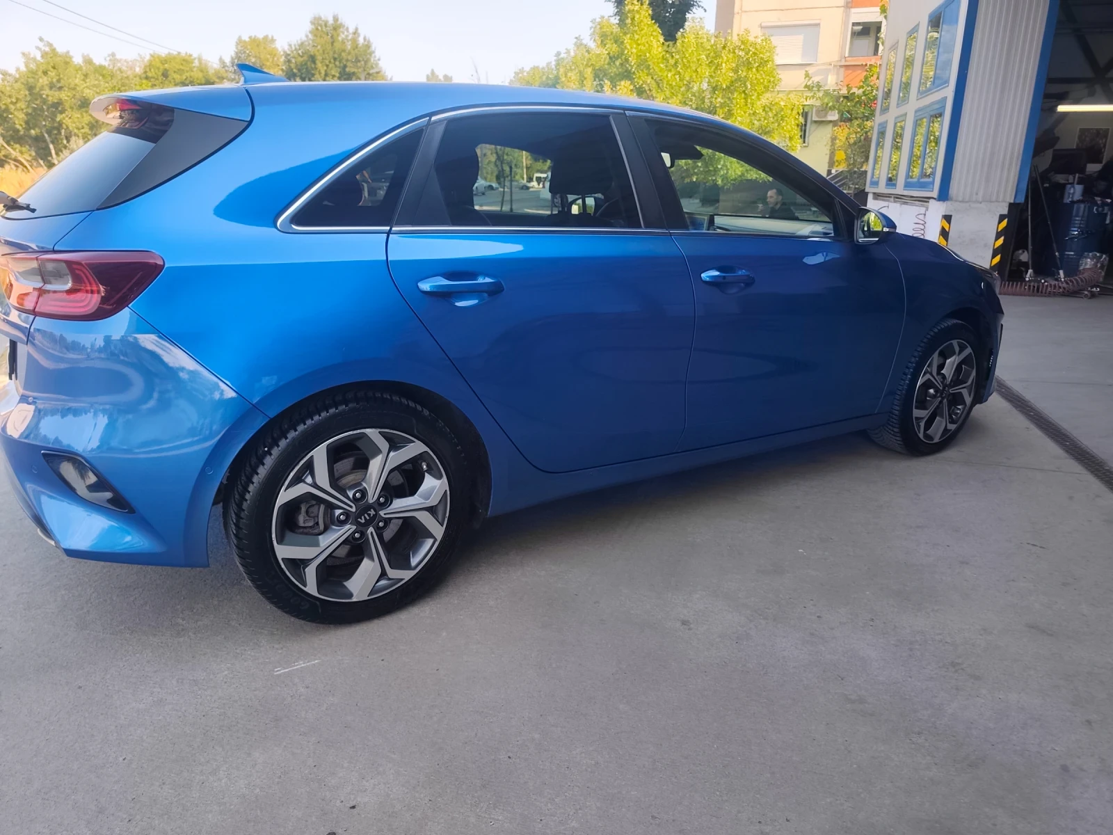 Kia Ceed 1.4 T-GTI GT LINE Фулл екстри, снимка 4 - Автомобили и джипове - 55767972