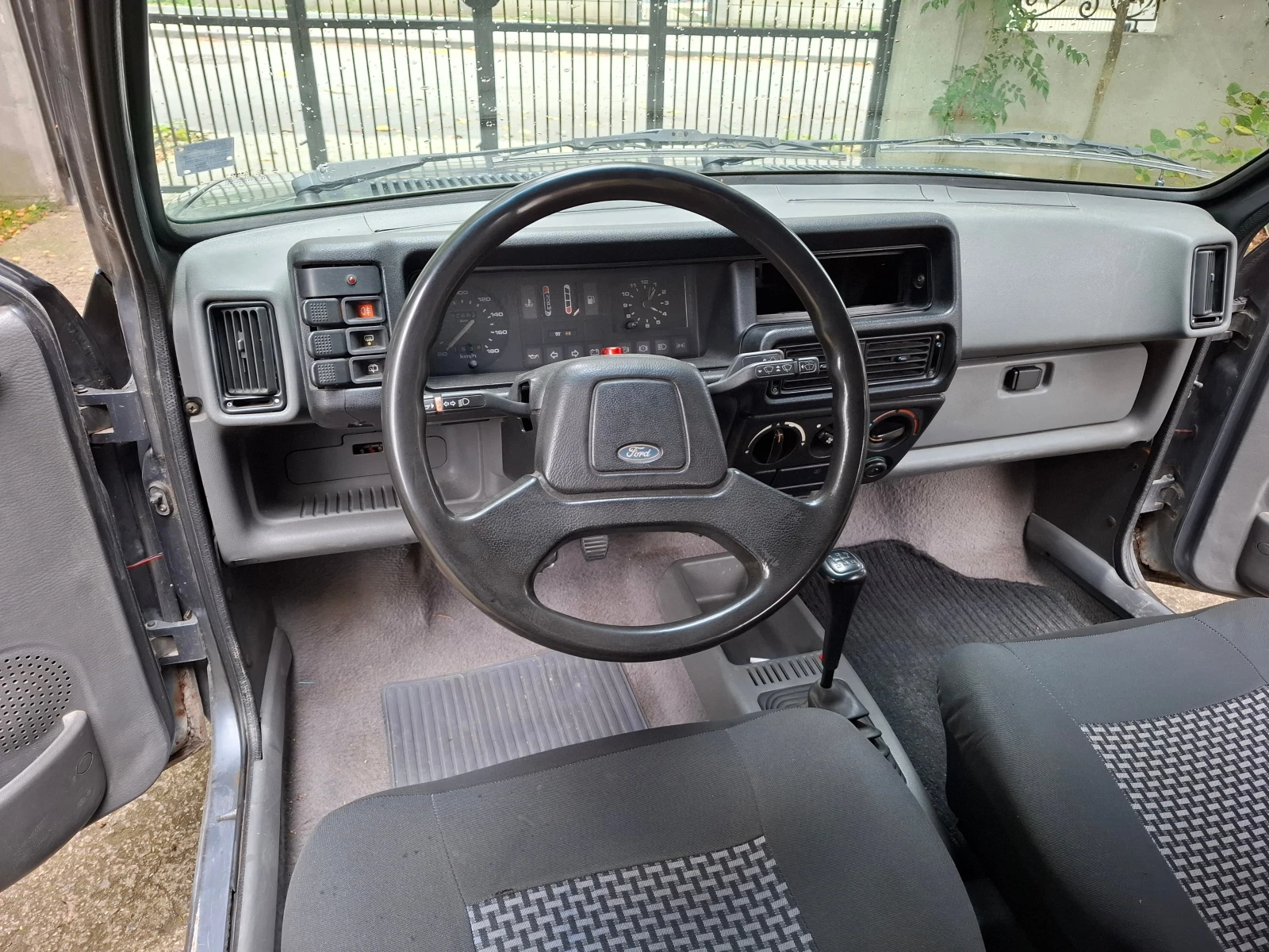 Ford Fiesta mk2, снимка 9 - Автомобили и джипове - 56506698