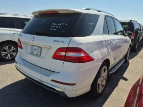 Mercedes-Benz ML 350 АМГ ПАКЕТ/BlueTEC/CARFAX/ПОДГРЕВ/ПАМЕТ/ПАНОРАМА , снимка 3