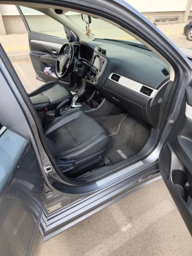 Mitsubishi Outlander 2.0 Phev, снимка 9