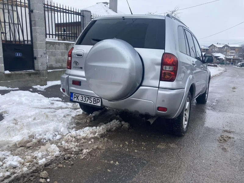 Toyota Rav4 D4D, снимка 2 - Автомобили и джипове - 48642778