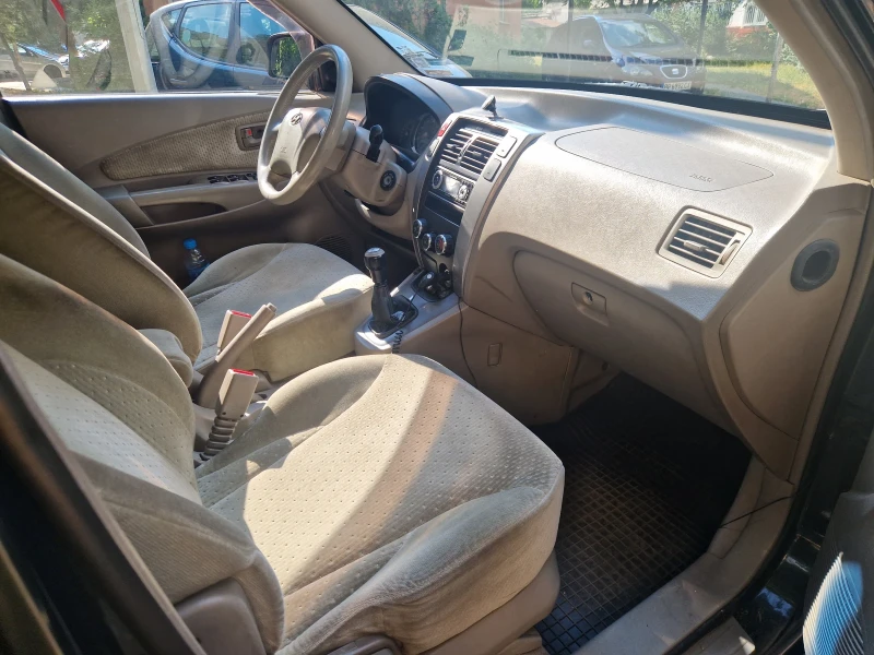 Hyundai Tucson, снимка 6 - Автомобили и джипове - 50984710