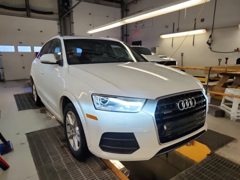 Audi Q3 * PROGRESSIV * CARFAX * БЕЗ ПЪРВОНАЧАЛНА ВНОСКА, снимка 2 - Автомобили и джипове - 52908899