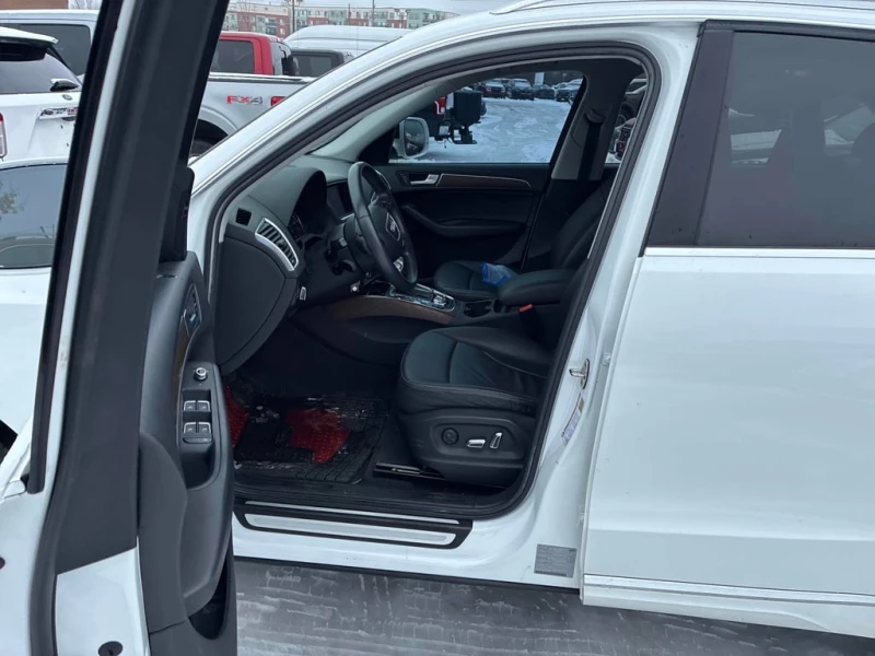 Audi SQ5 2014 TECHNIK * БЕЗ ПЪРВОНАЧАЛНА ВНОСКА, снимка 11 - Автомобили и джипове - 53063415