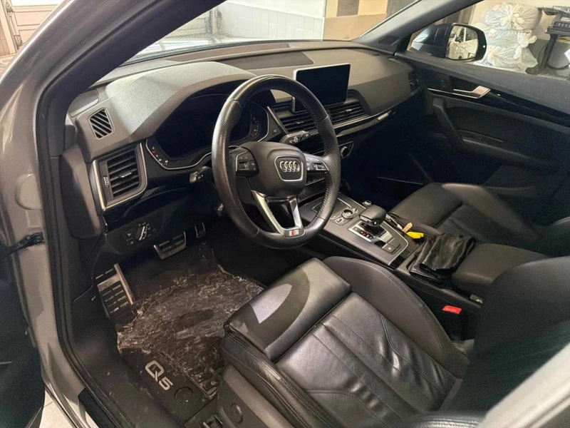 Audi Q5 2020 TECHNIK QUATTRO * S LINE * , снимка 7 - Автомобили и джипове - 53150383
