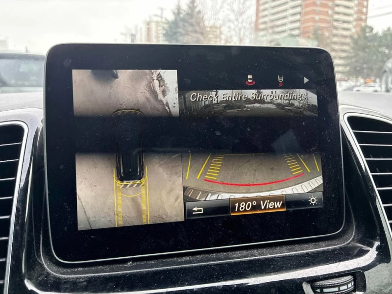 Mercedes-Benz GLE 400 4MATIC * 360 КАМЕРА* ПРЕДСТАВИТЕЛСТВО НА MERCEDES*, снимка 11 - Автомобили и джипове - 53385484