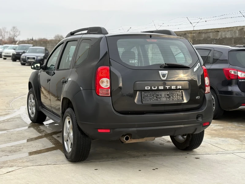 Dacia Duster 1.5 DCi* 4х4* Нови Гуми* EURO5B* , снимка 4 - Автомобили и джипове - 53389290