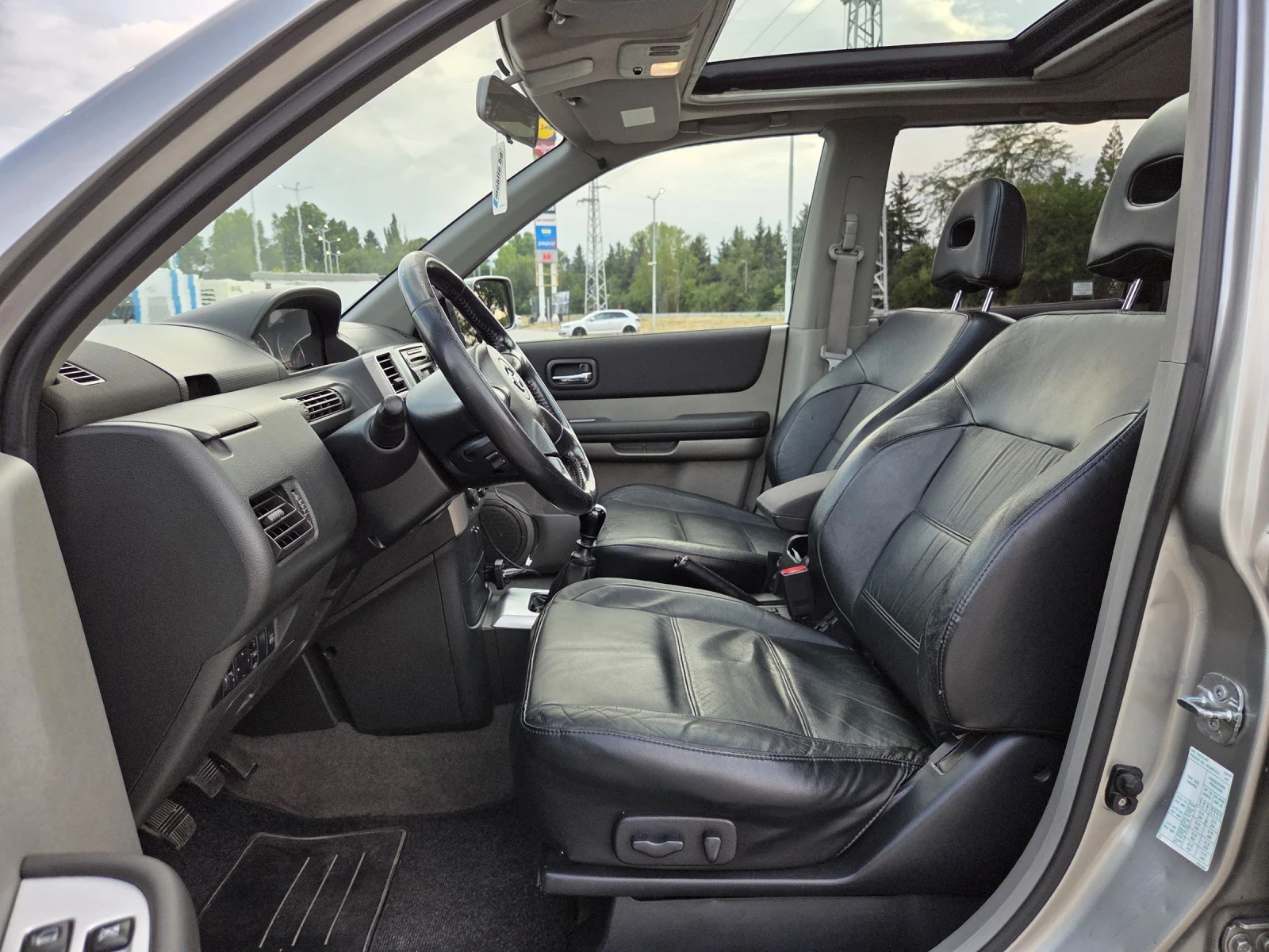 Nissan X-trail 2.2d, 136hp/ Обслужен/ Реален доказуем пробег - изображение 9