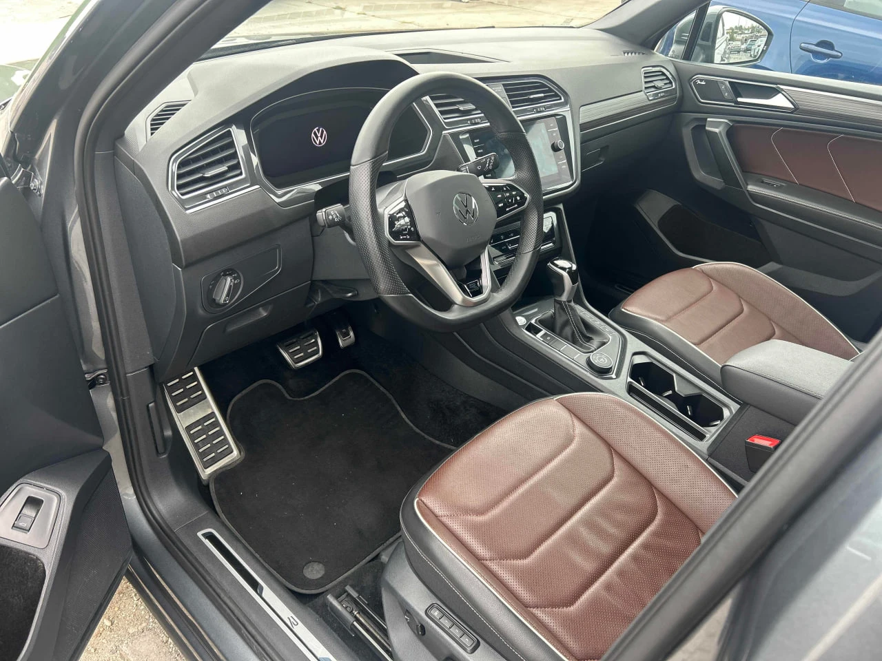 VW Tiguan CARFAX* АВТОФИНАНСИРАНЕ* БЕЗ ПЪРВОНАЧАЛНА ВНОСКА*  - изображение 5