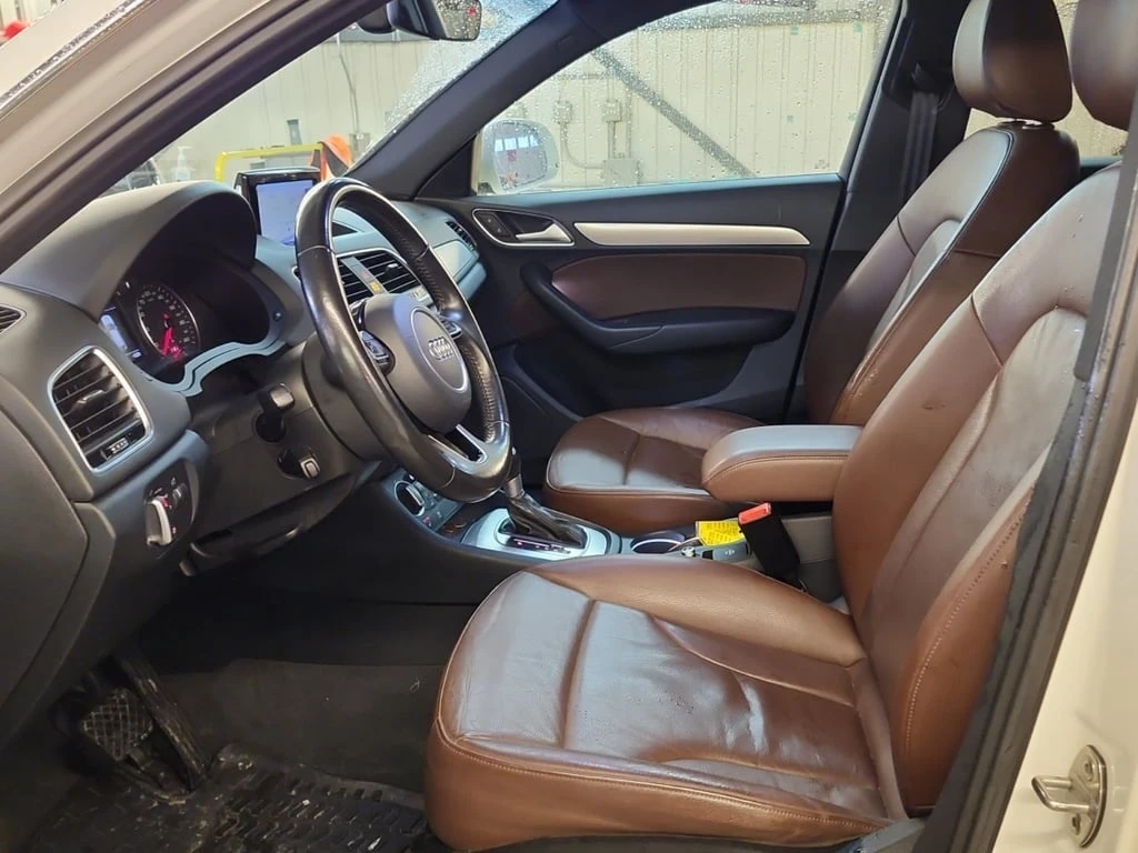 Audi Q3 * PROGRESSIV * CARFAX * БЕЗ ПЪРВОНАЧАЛНА ВНОСКА - изображение 5