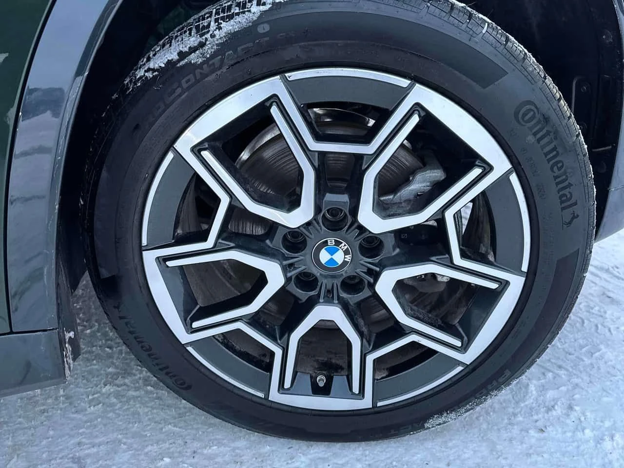 BMW X1 xDrive28i| HARMAN/KARDON| HUD| ПОДГРЕВИ| ОБДУХВАНE, снимка 6 - Автомобили и джипове - 53819861