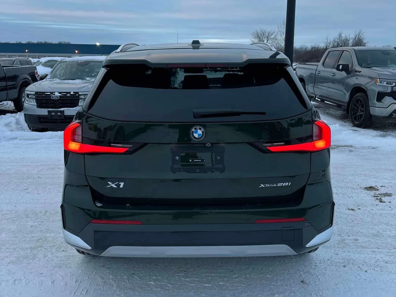 BMW X1 xDrive28i| HARMAN/KARDON| HUD| ПОДГРЕВИ| ОБДУХВАНE, снимка 5 - Автомобили и джипове - 53819861