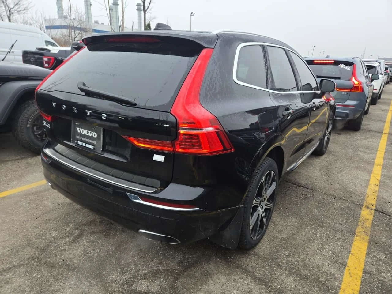 Volvo XC60 INSCRIPTION/CARFAX/Подгрев/Обдух/Панорама/2 Ключа, снимка 3 - Автомобили и джипове - 54403485