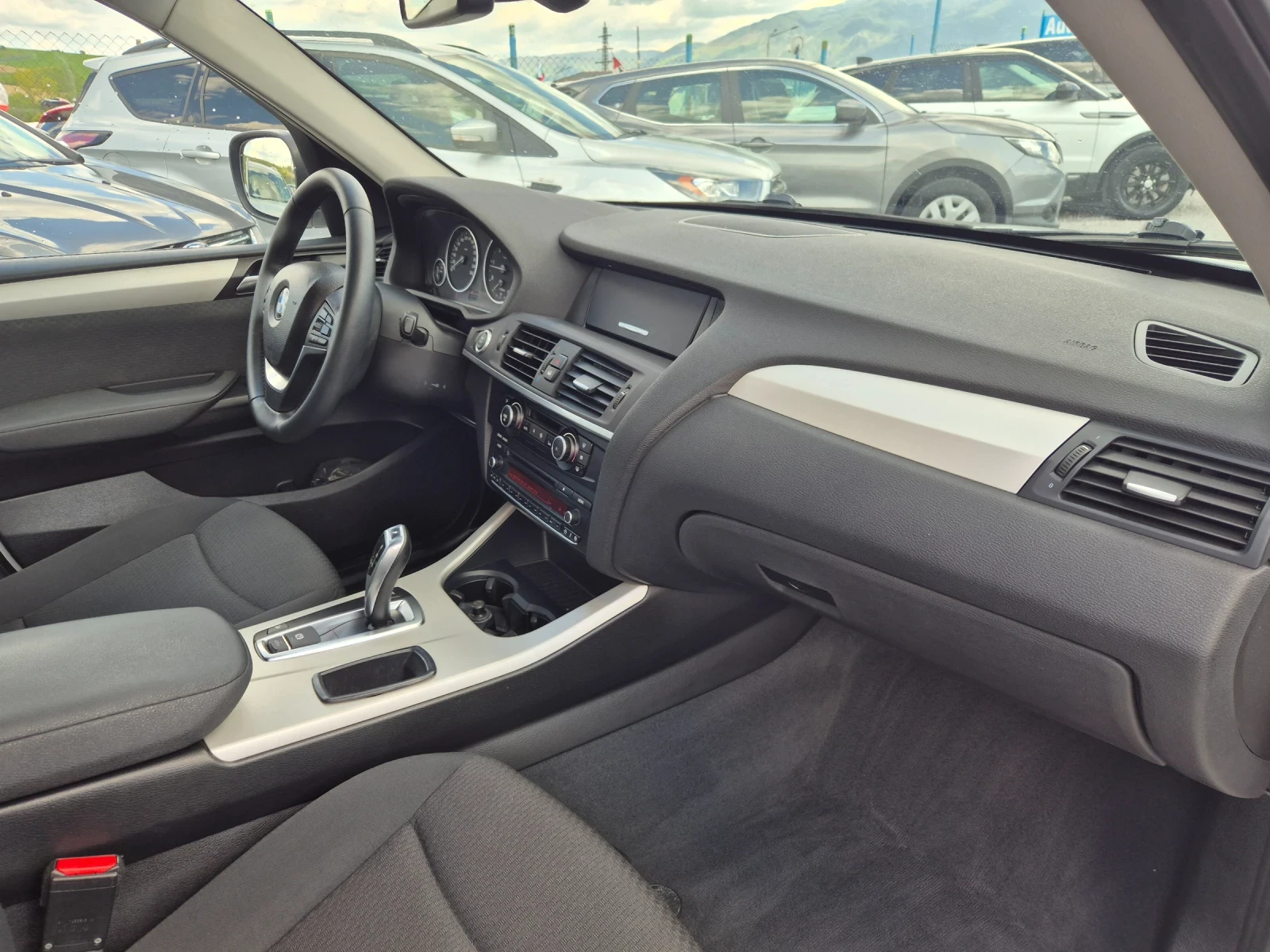BMW X3 2.0 Xdrive, снимка 9 - Автомобили и джипове - 54423638